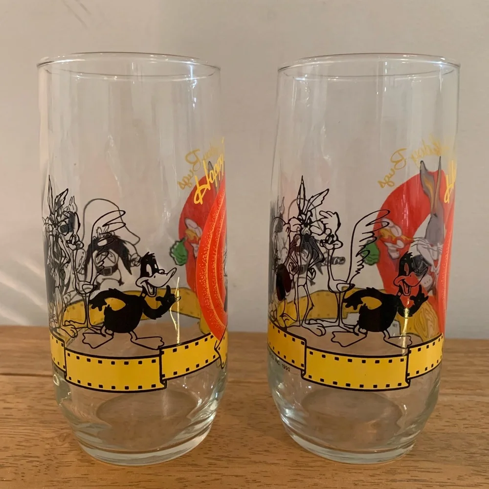 Warner Bros. Looney Tunes Happy Birthday Bugs Bunny Set Of Two Glasses 1990